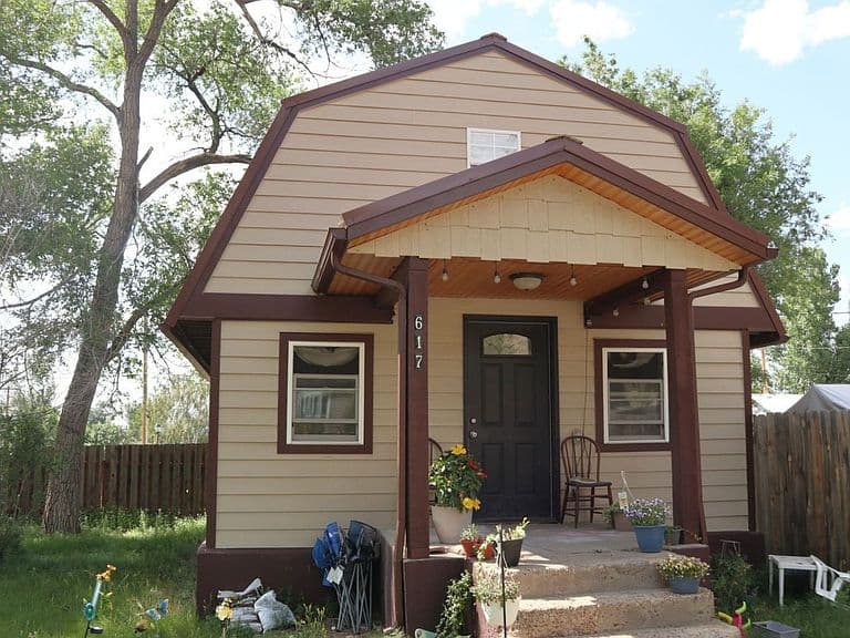 617 E Power St photo 1
