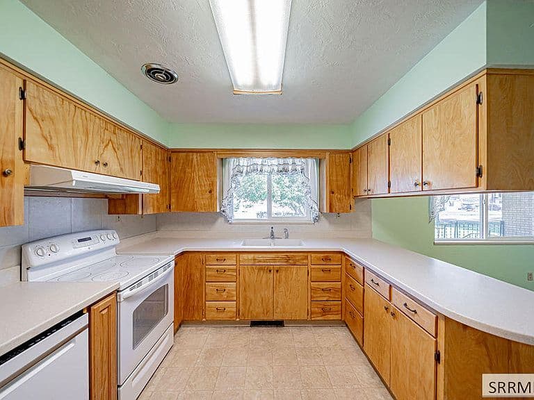 3050 E Iona Rd photo 5
