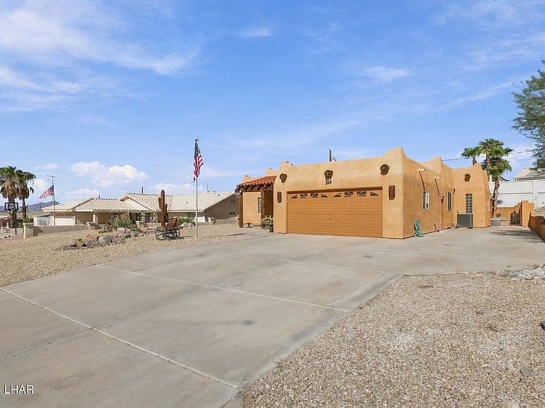 3355 Kiowa Blvd N photo 2