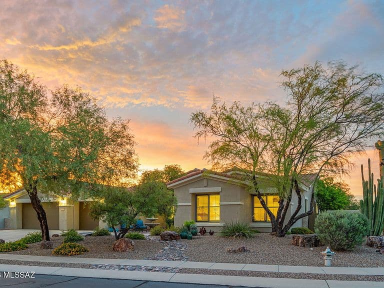 1712 W Copper Sky Dr photo 1