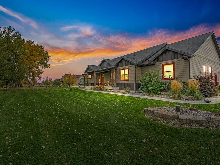 2 Pacesetter Ln photo 2