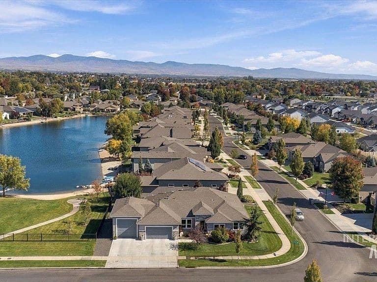 1360 N Bowknot Lake Way photo 1
