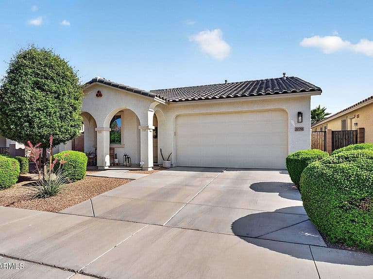 20391 E ESTRELLA Road photo 3