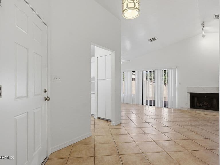 4725 E BROWN Road #86 photo 5