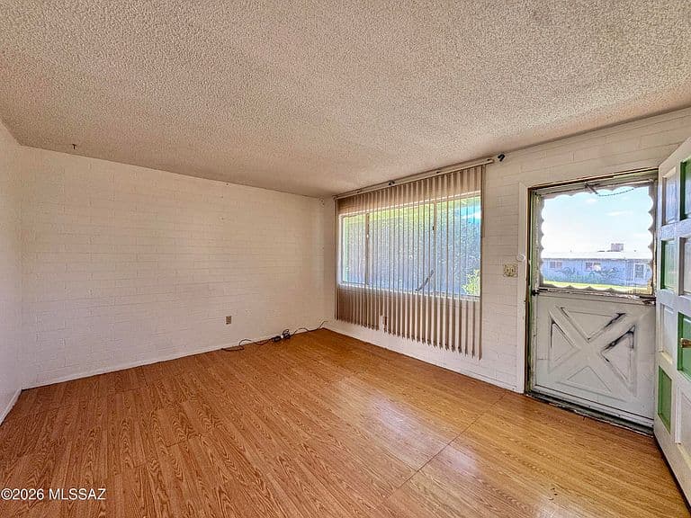 451 Santa Cruz Dr photo 4