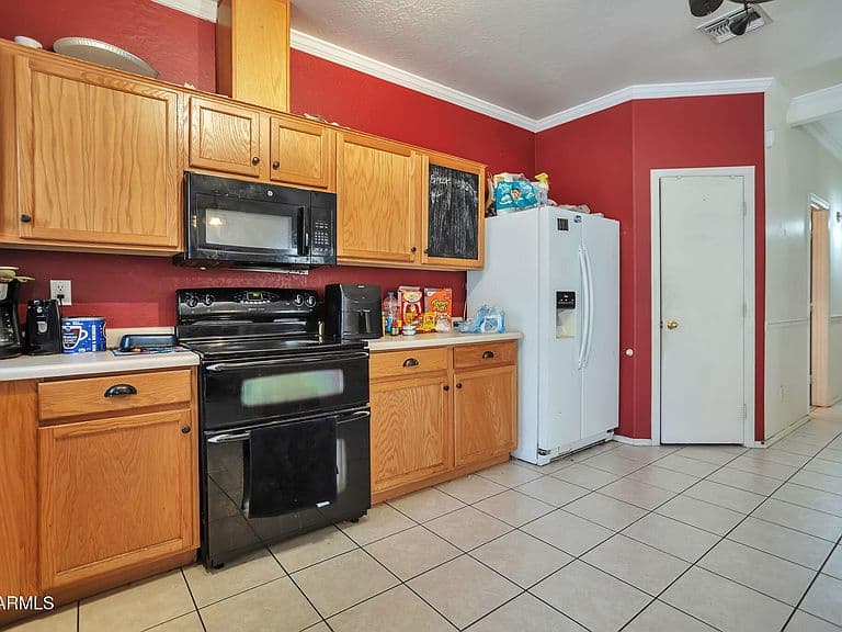 7051 W LINCOLN Street photo 5