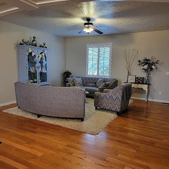 326 N 3718 E photo 3