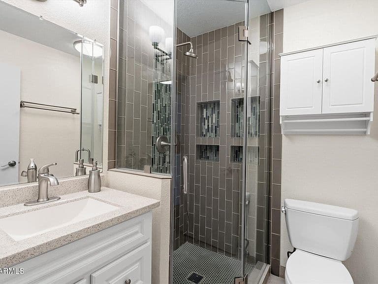 3491 N ARIZONA Avenue #71 photo 4