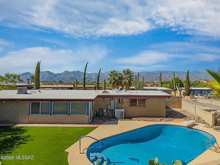 9460 E Pikes Peak Dr photo 4