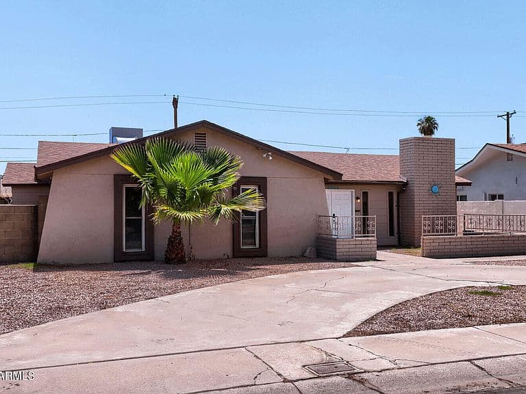 3205 W MARIPOSA Street photo 3