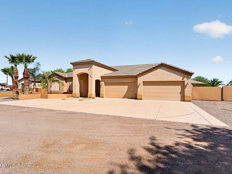 17836 E HAPPY Road E photo 4