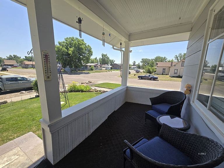 501 Yellowstone Ave photo 3