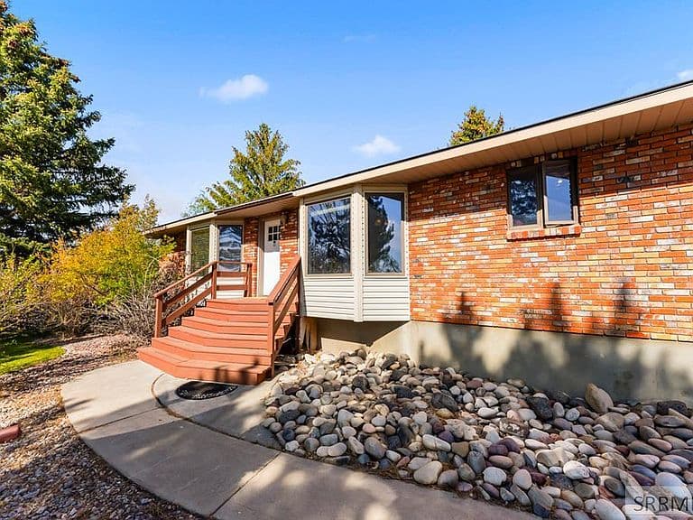 6685 E Iona Rd photo 1
