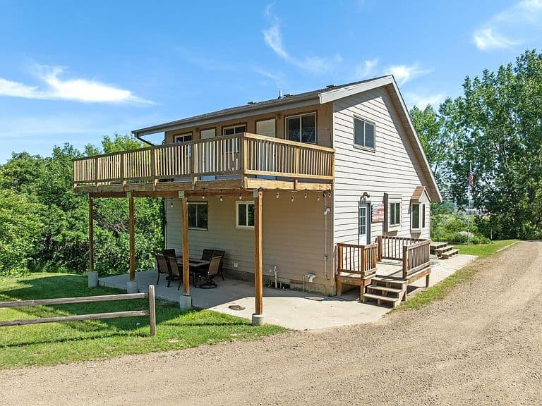 1700 Sundown Dr photo 3
