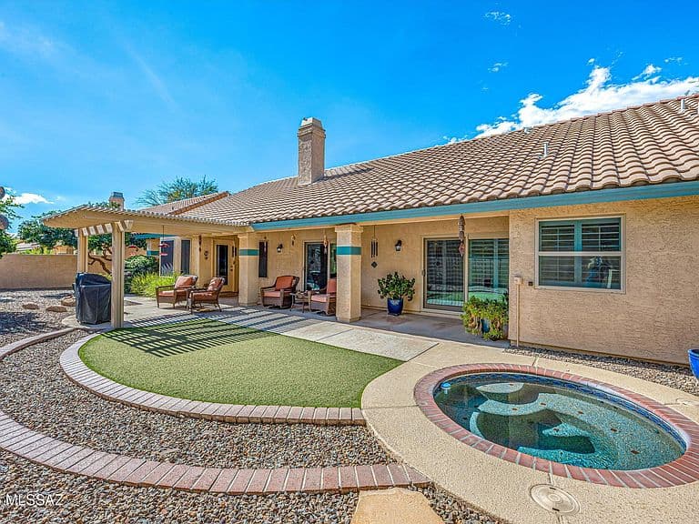 1460 E Desert Starling Ln photo 5