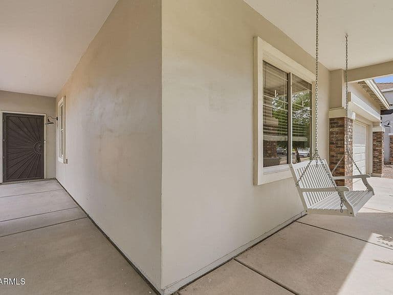 2634 E DEL RIO Street photo 5