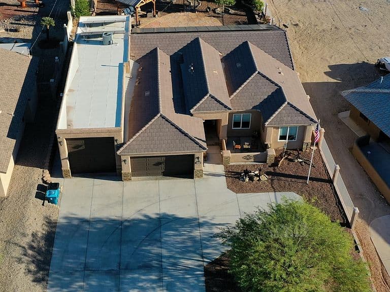2770 Castaway Dr photo 5