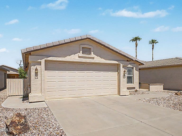 3444 E BELLERIVE Place photo 3