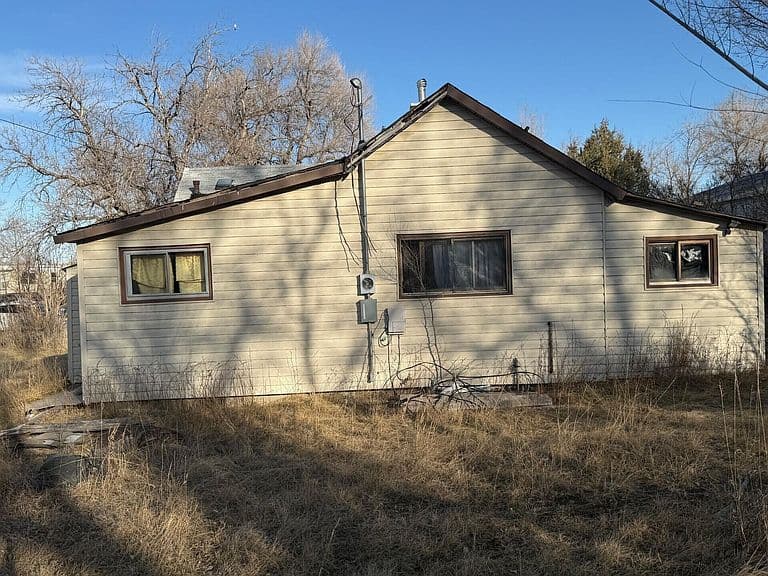 1016 Clarendon Ave photo 5