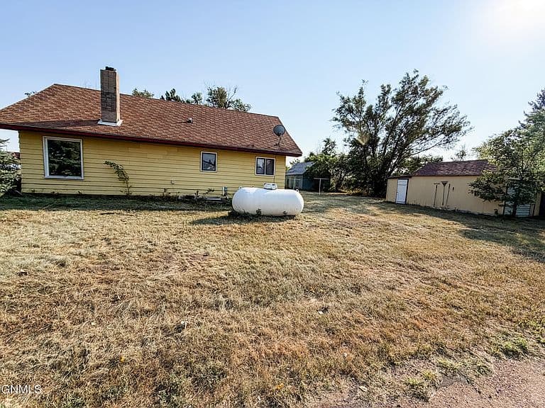 206 S 1st Ave photo 5