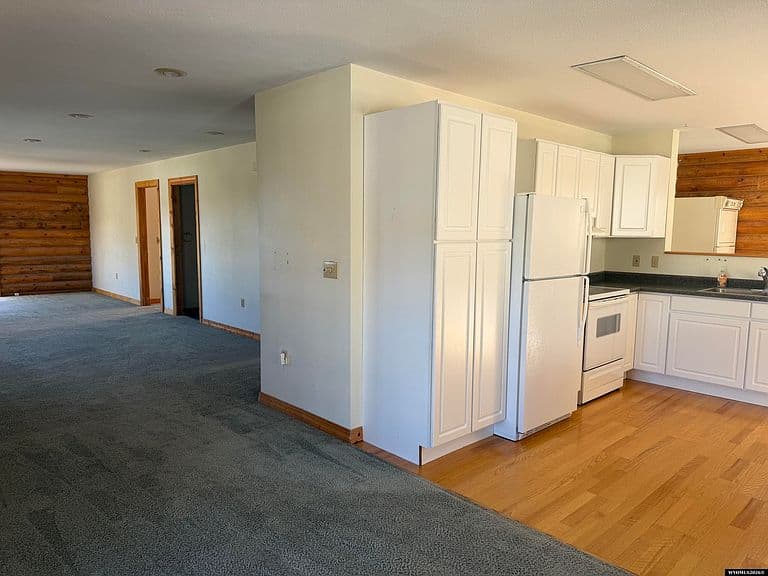 1216 Mountain View Blvd photo 4