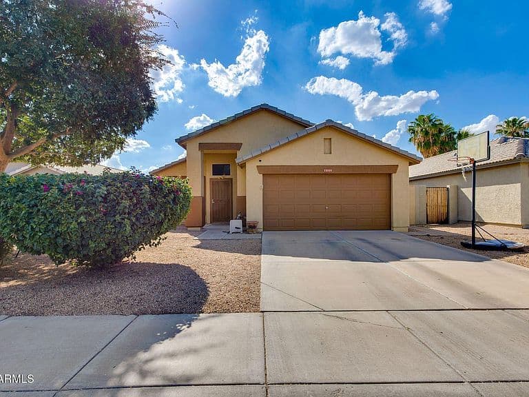 15534 N 136TH Lane photo 1