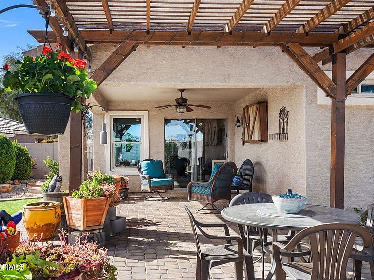 30675 N Opal Dr photo 5