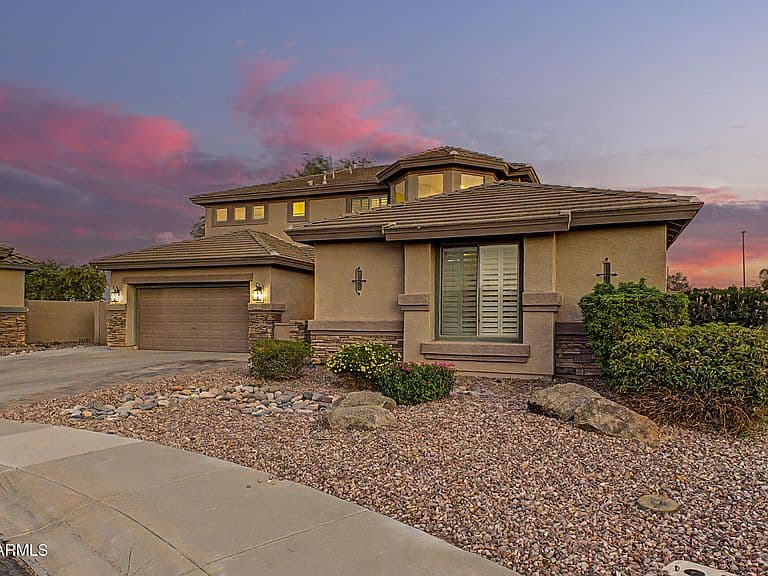 3911 E JAGUAR Avenue photo 4