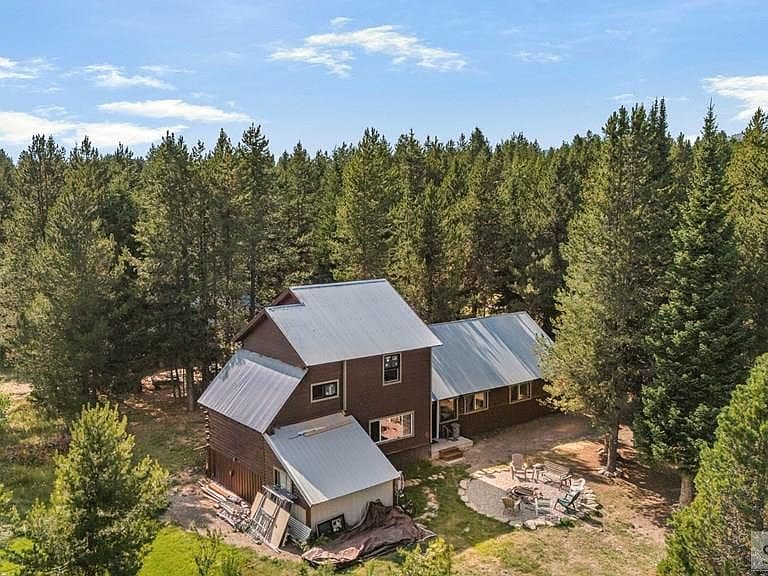 3524 Montauk Dr photo 2