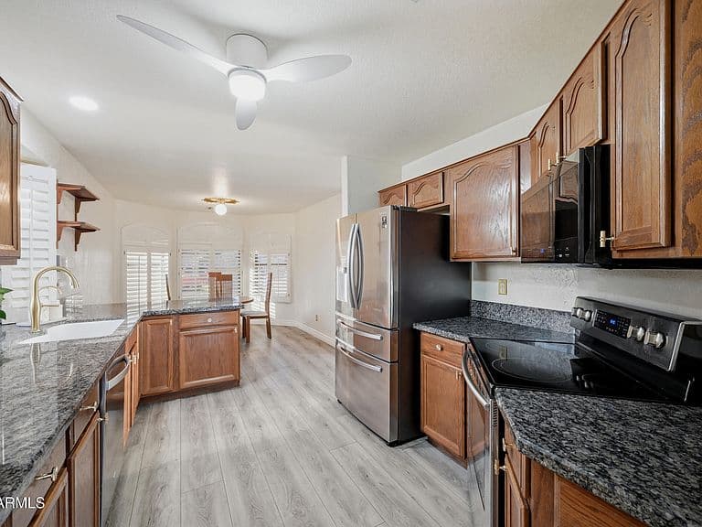 4605 E JAEGER Road photo 5
