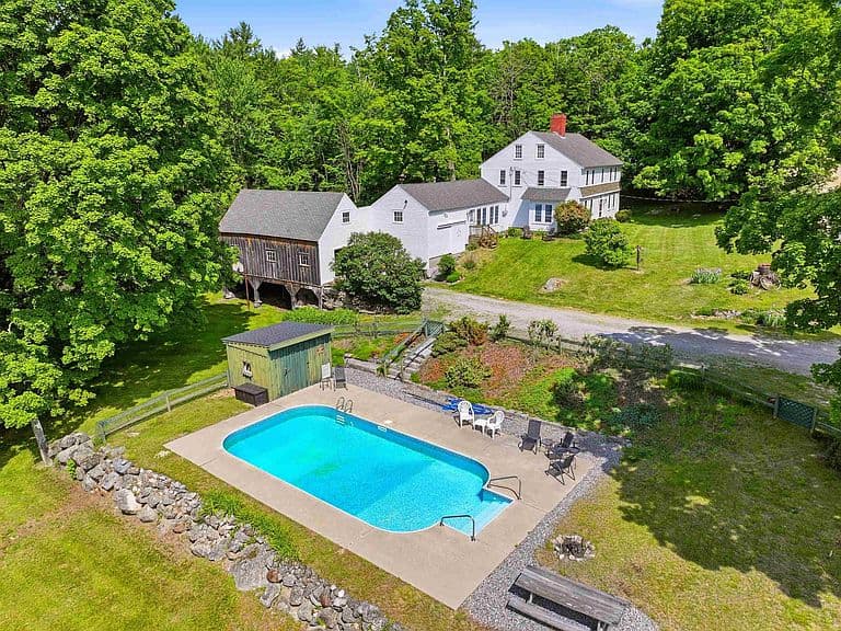779 Liberty Hill Road photo 2