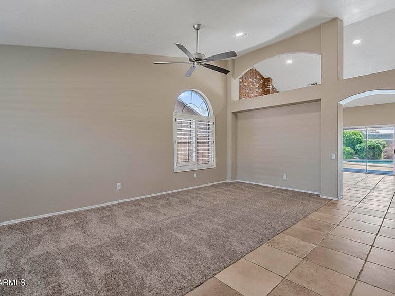 6023 W BLACKHAWK Drive photo 5