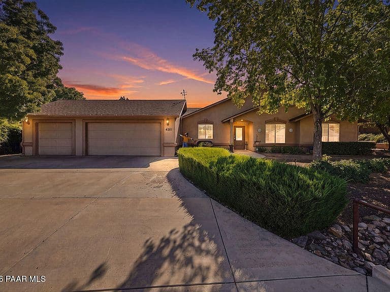 4261 N Papago Ln photo 1