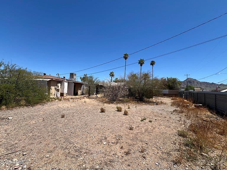 1201 E DESERT PARK Lane photo 2