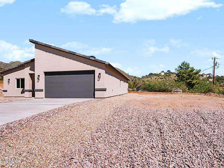 1330 Ginger Ct photo 3