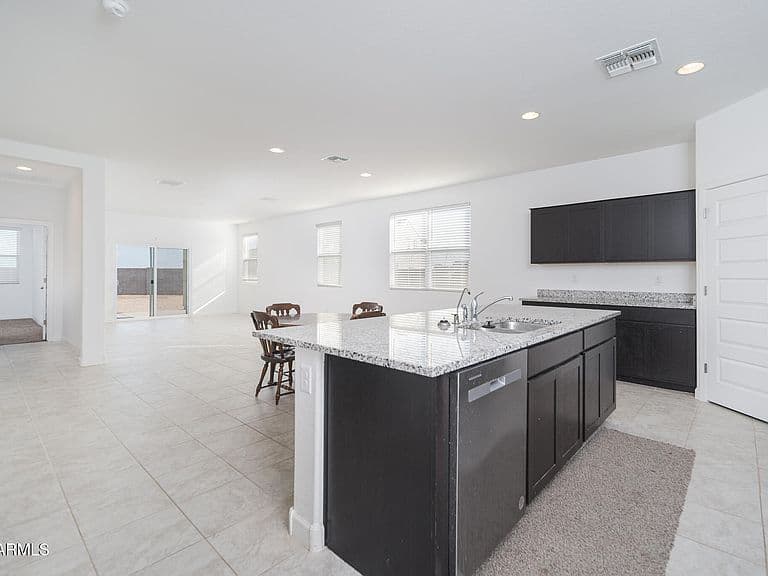 39949 W AGAVE Road photo 5