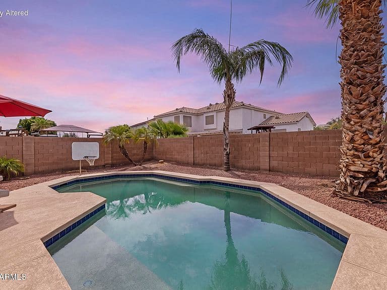 16385 W MCKINLEY Street photo 1