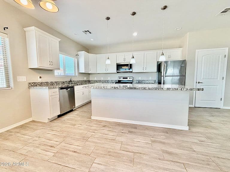 10346 W CAMELIA Drive photo 1