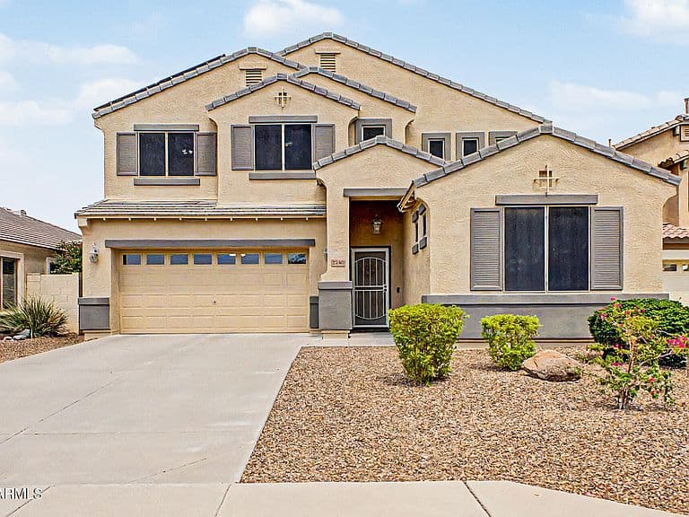 2740 E QUIET HOLLOW Lane photo 4