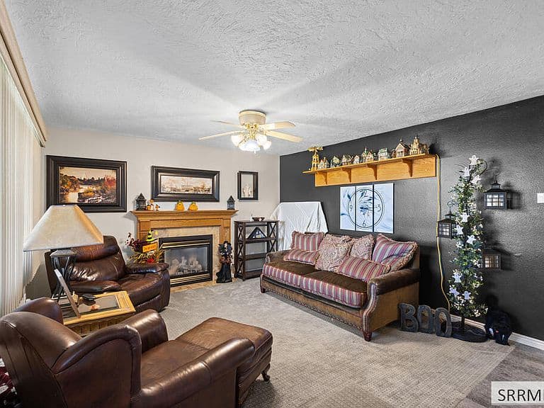 3573 W 17 N photo 3