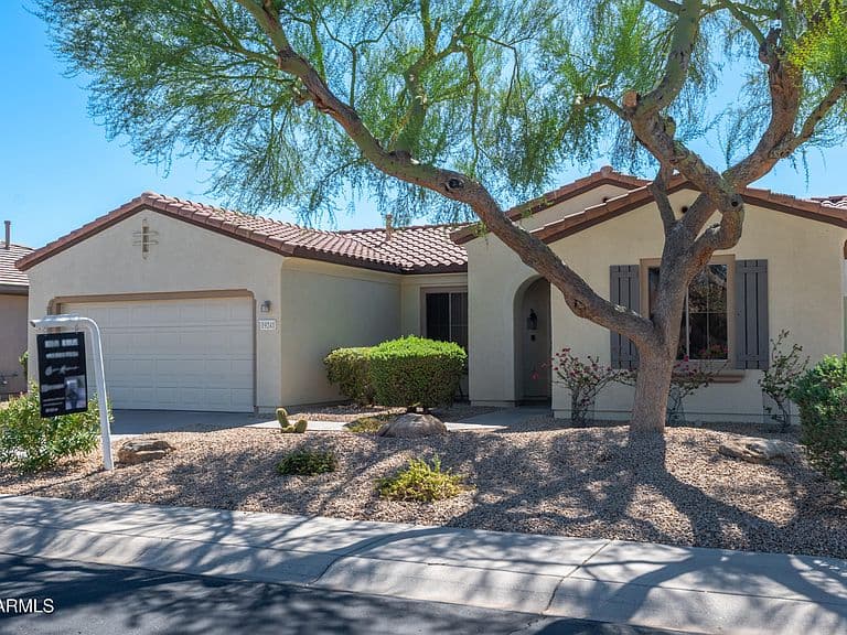 19241 N EMERALD COVE Way photo 4