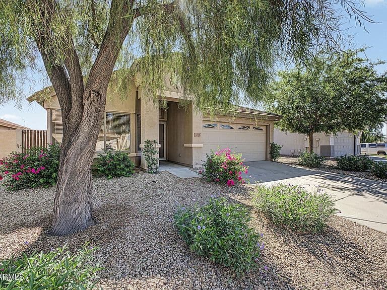8729 E ONZA Avenue photo 1