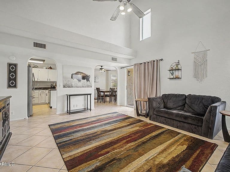 7712 W ORAIBI Drive photo 4