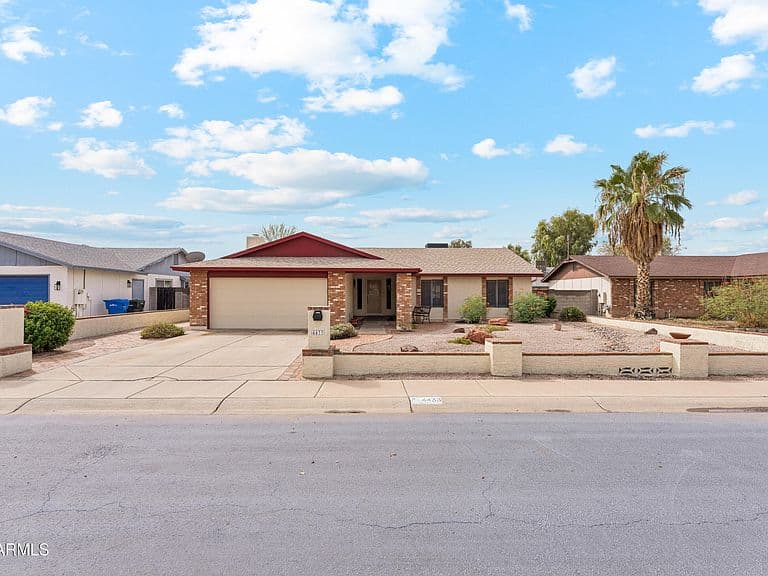 4433 W PIUTE Avenue photo 1