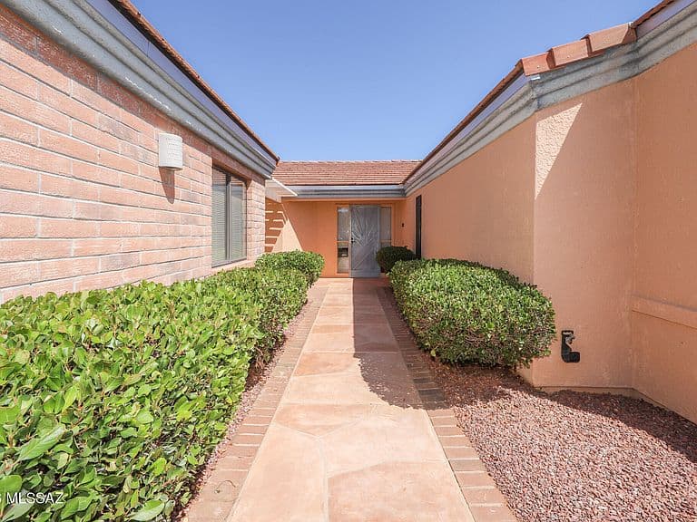 830 W Welcome Way photo 5