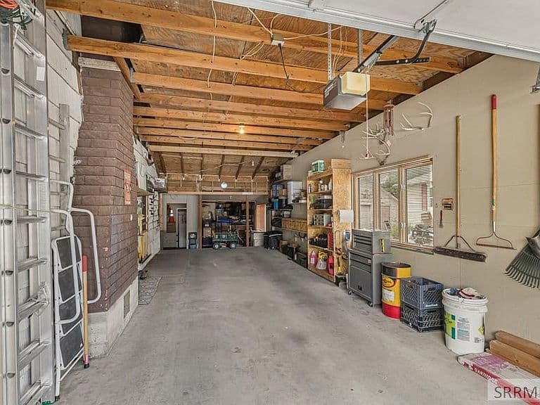 742 Fort Hall Ave photo 4