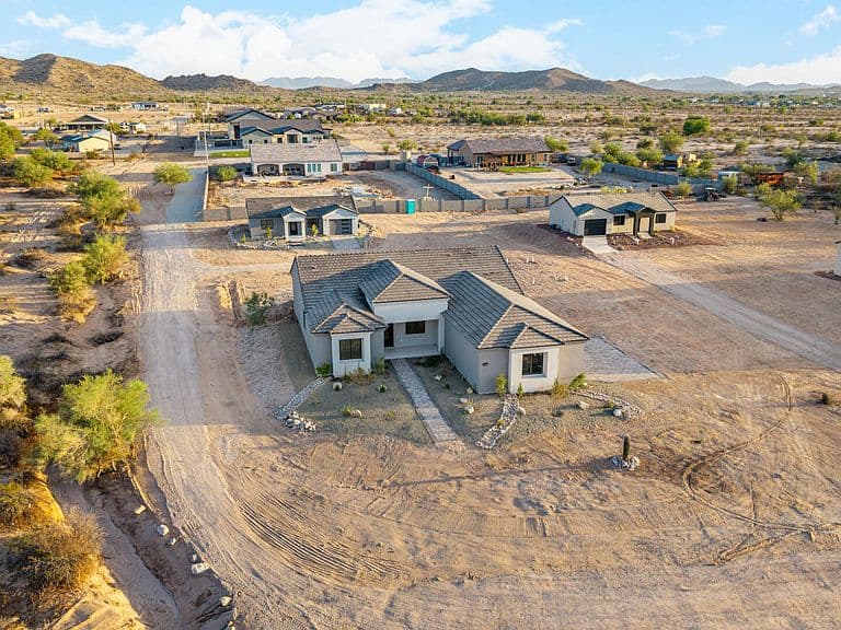 19403 W RUSTLER Road photo 3