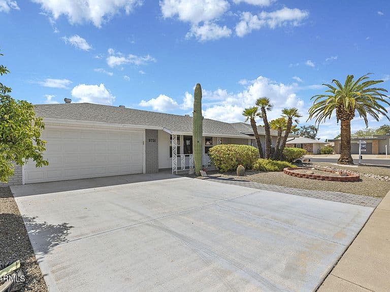 9731 W BROKENSTONE Drive photo 3