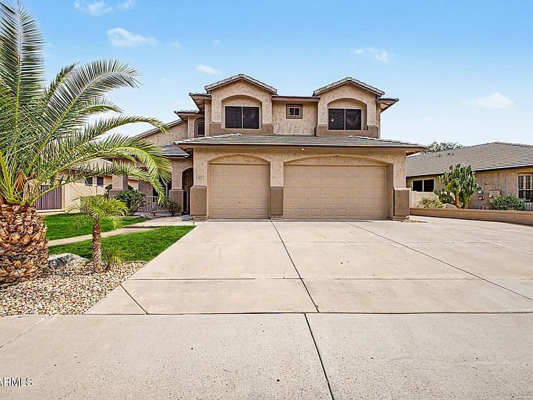 6579 W ORAIBI Drive photo 1
