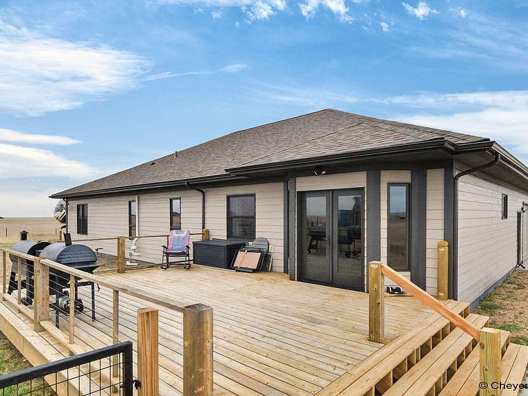 2619 Road 124 photo 1
